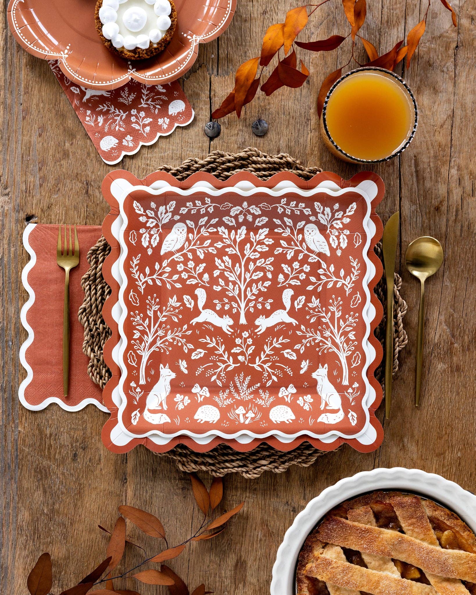 Rust Ric Rac Paper Plates with decorative zigzag trim pattern