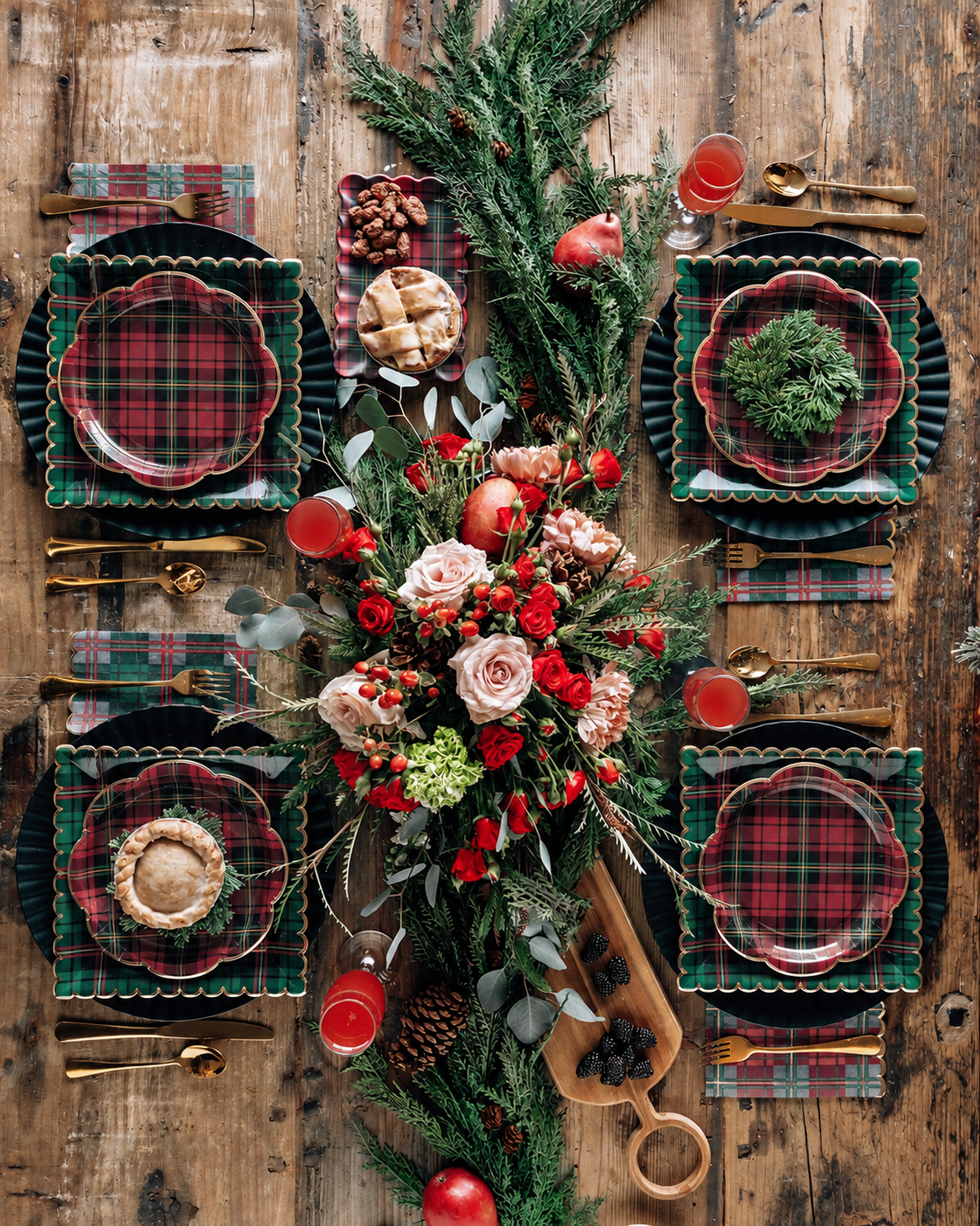 Green plaid Christmas square dinner plates with festive holiday pattern, set of 10 inches